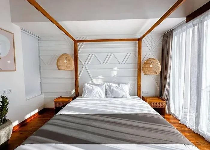 Villa Nakula - Luxury 3 Level Only 5mins To Canggu