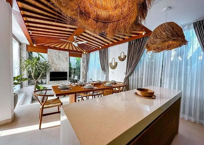 Nakula - Luxury 3 Level Only 5mins To * Canggu